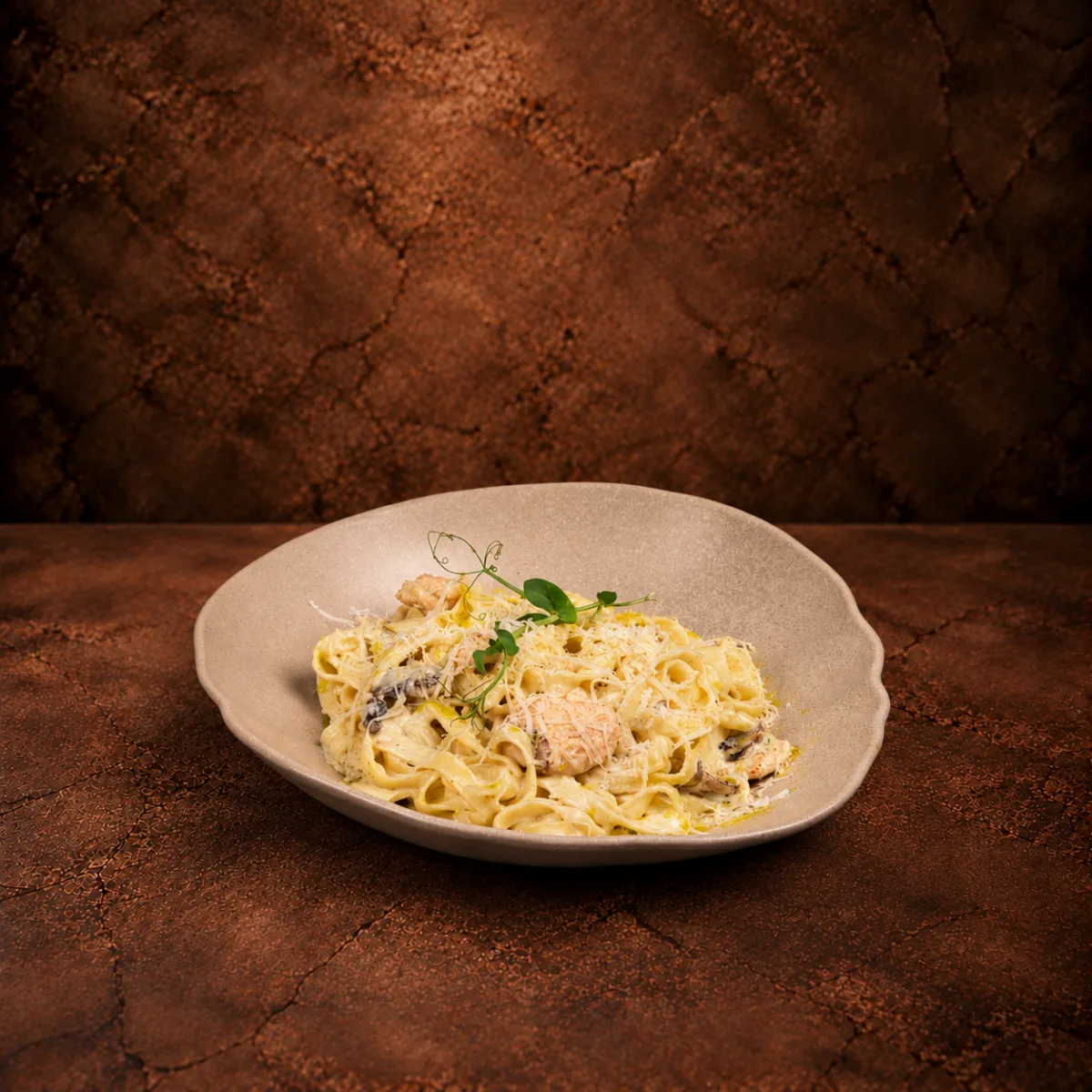 Fettuccine Alfredo Tavuklu Makarna